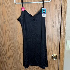 Vanity Fair Black Slip. Option for two looks